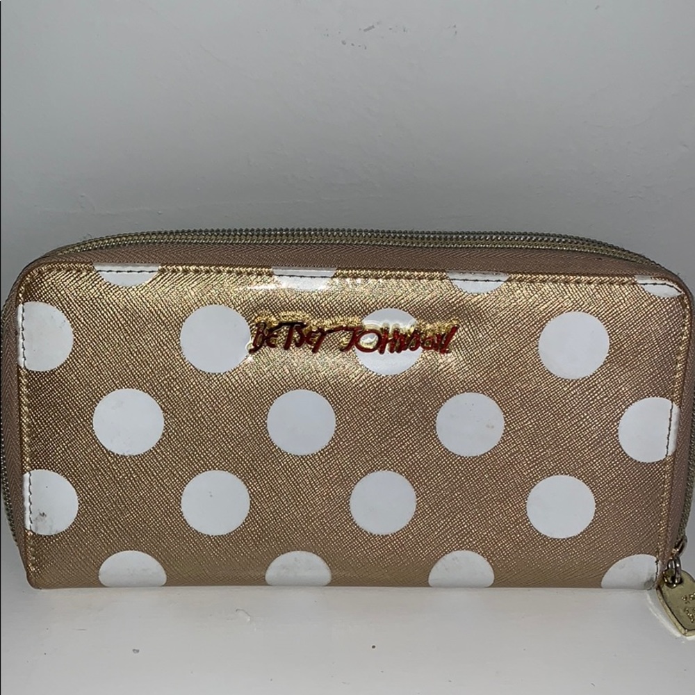 Betsy Johnson wallet